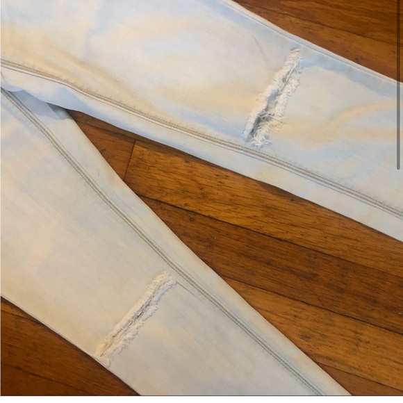 PRICE DROP FOR BLACK FRIDAY ;) RT Bullhead denim.  PAC SUN High rise skinniest - Picture 6 of 16